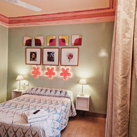 Casa De Huespedes Dolce Vita مدريد المظهر الخارجي الصورة