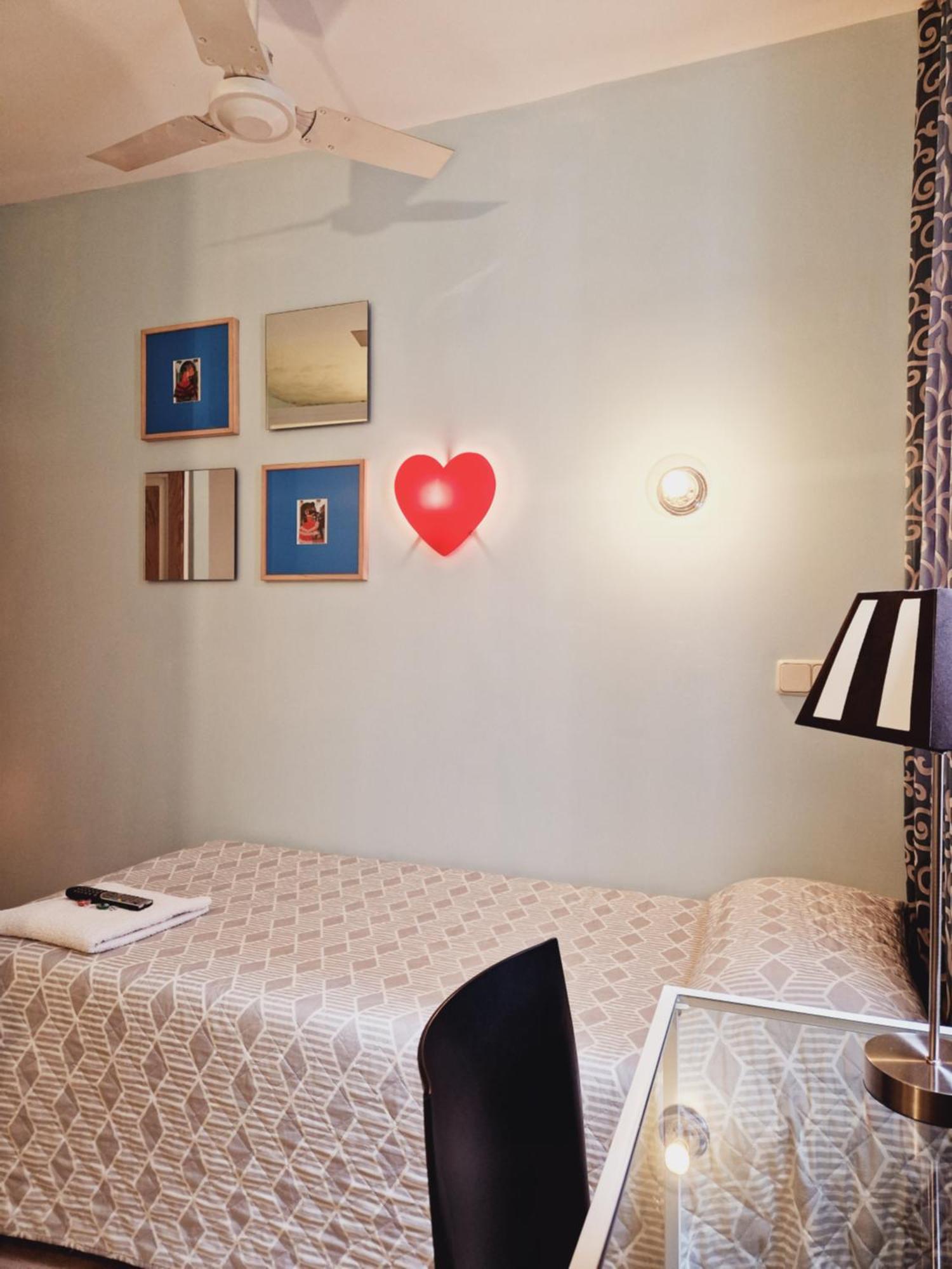 Casa De Huespedes Dolce Vita مدريد المظهر الخارجي الصورة