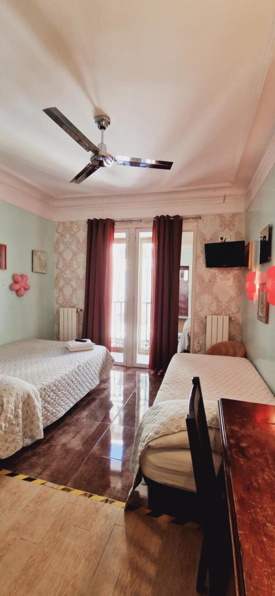 Casa De Huespedes Dolce Vita مدريد المظهر الخارجي الصورة