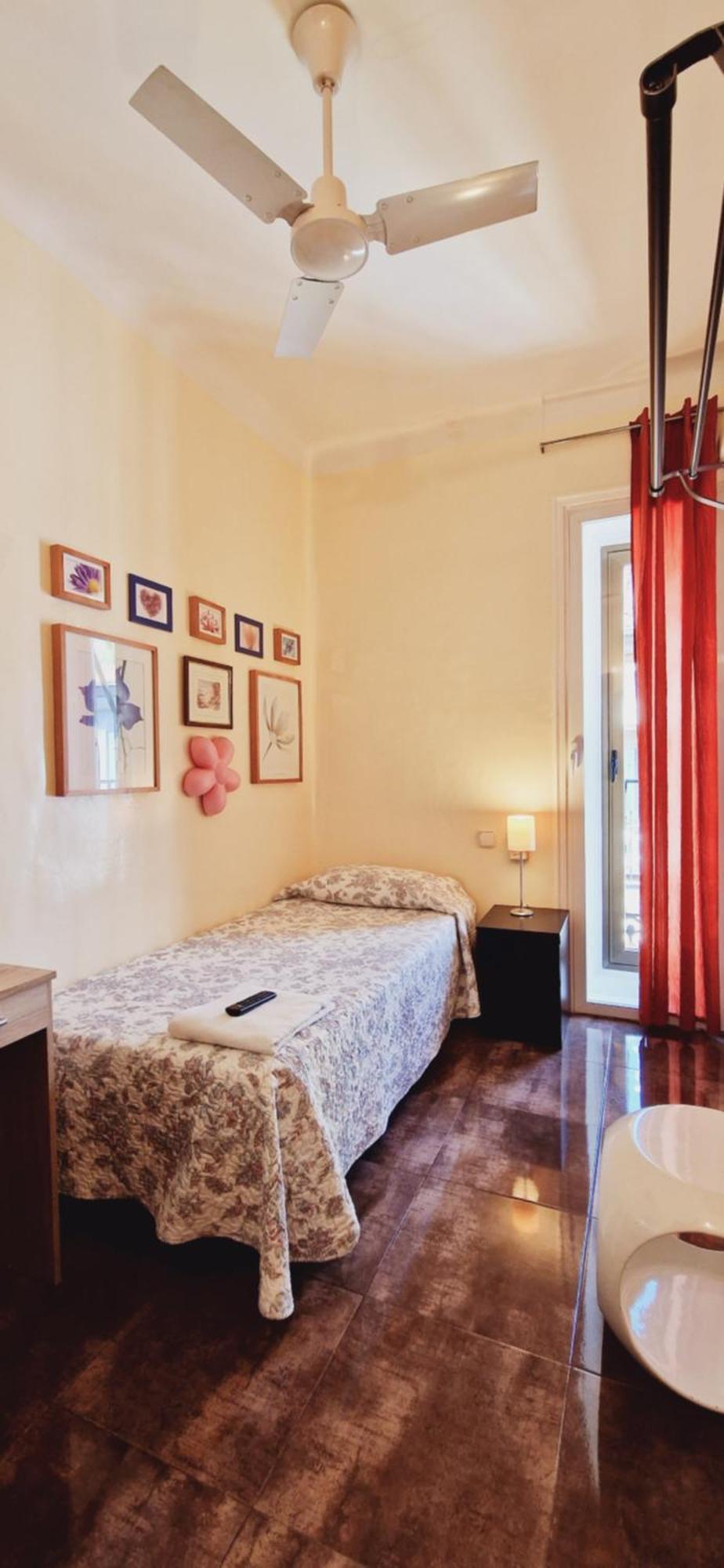 Casa De Huespedes Dolce Vita مدريد المظهر الخارجي الصورة