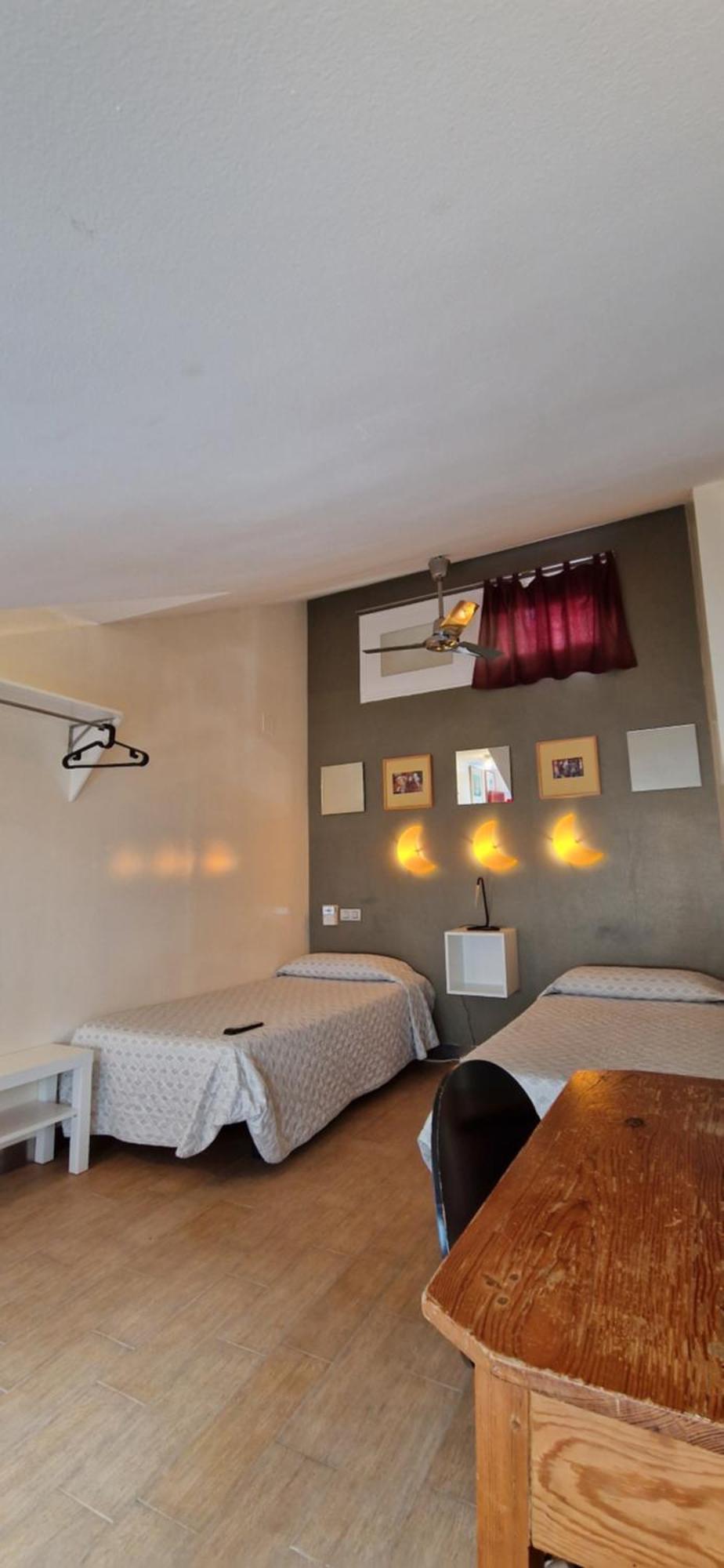 Casa De Huespedes Dolce Vita مدريد المظهر الخارجي الصورة