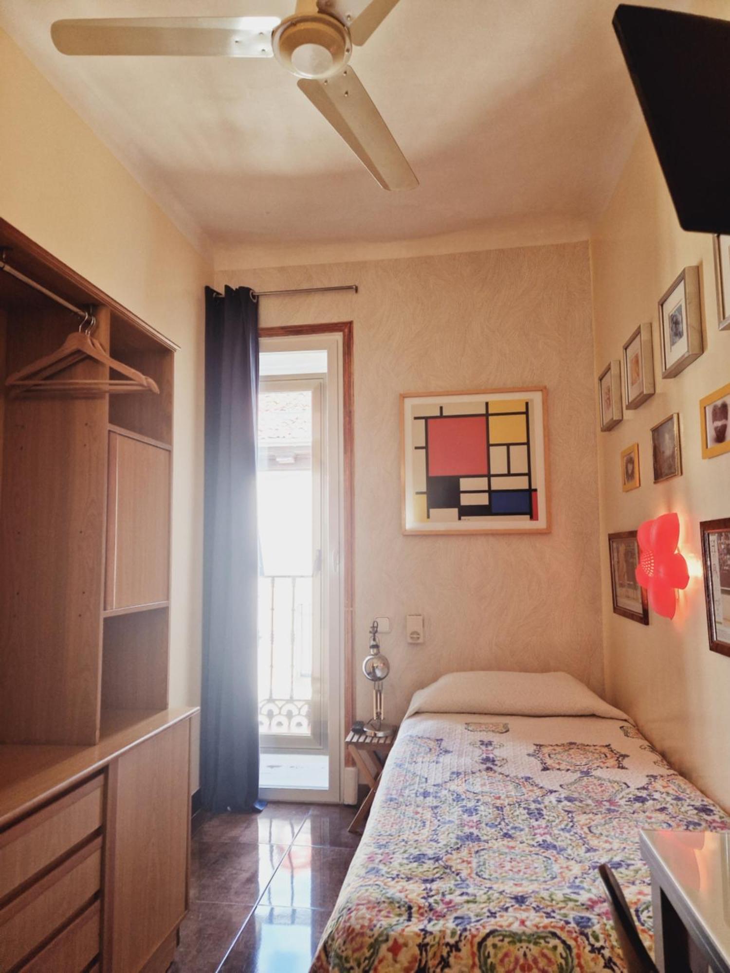 Casa De Huespedes Dolce Vita مدريد الغرفة الصورة