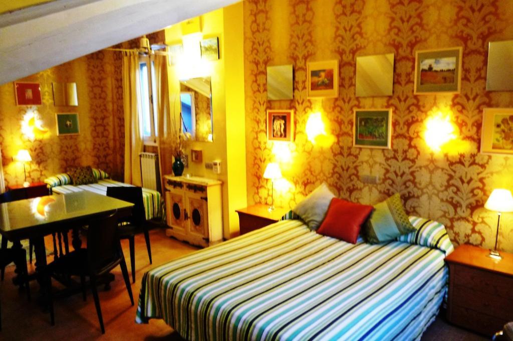Casa De Huespedes Dolce Vita مدريد الغرفة الصورة