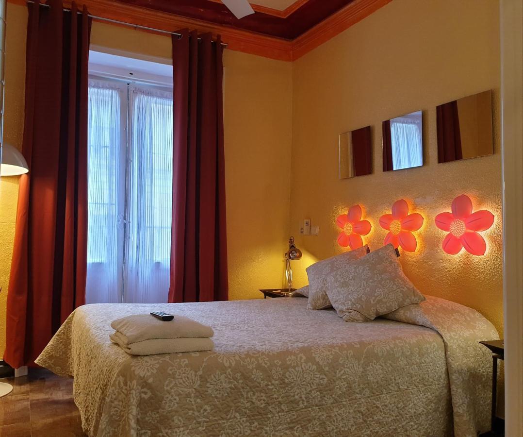 Casa De Huespedes Dolce Vita مدريد المظهر الخارجي الصورة